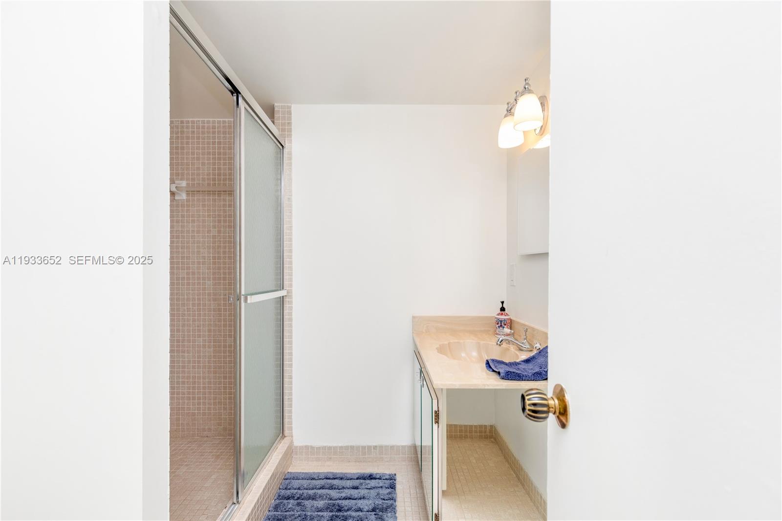 2751 S Ocean Dr 208s Property Photo 16