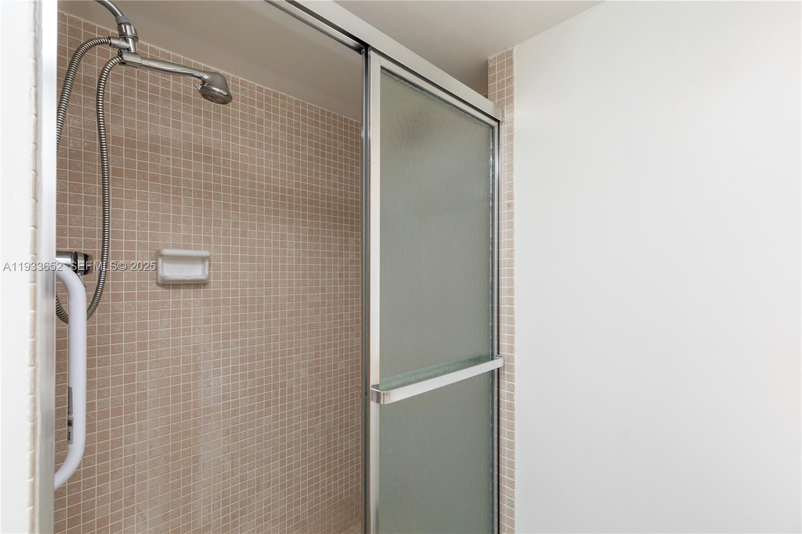 2751 S Ocean Dr 208s Property Photo 18