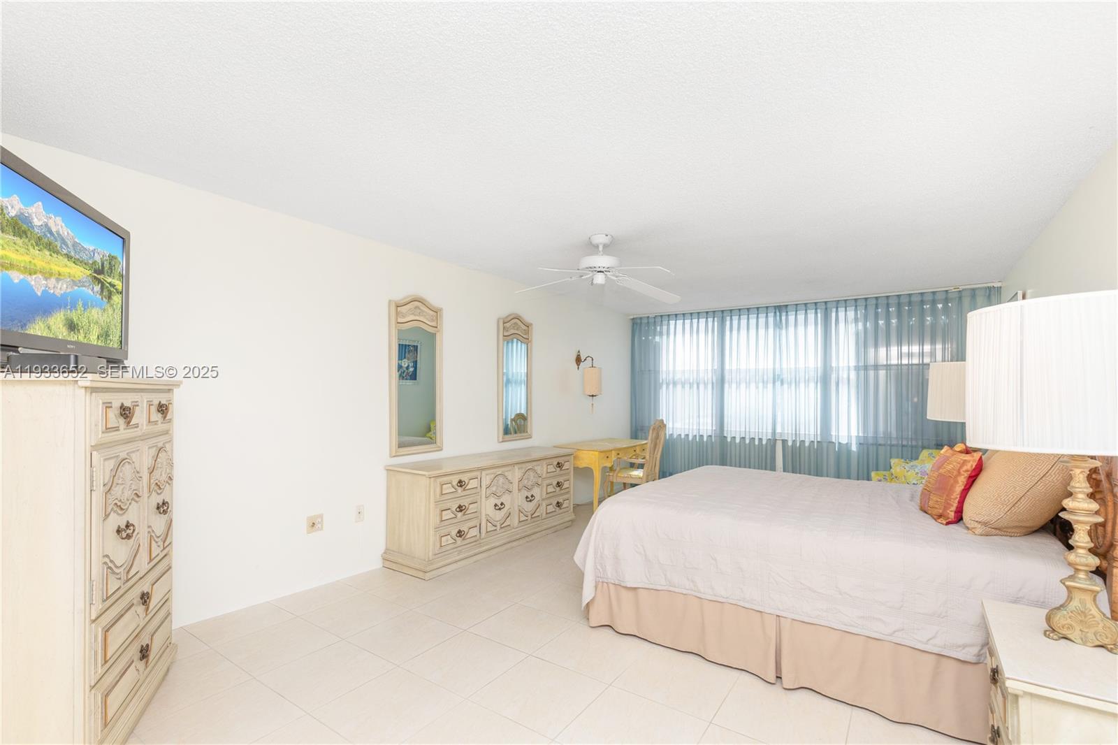 2751 S Ocean Dr 208s Property Photo 19