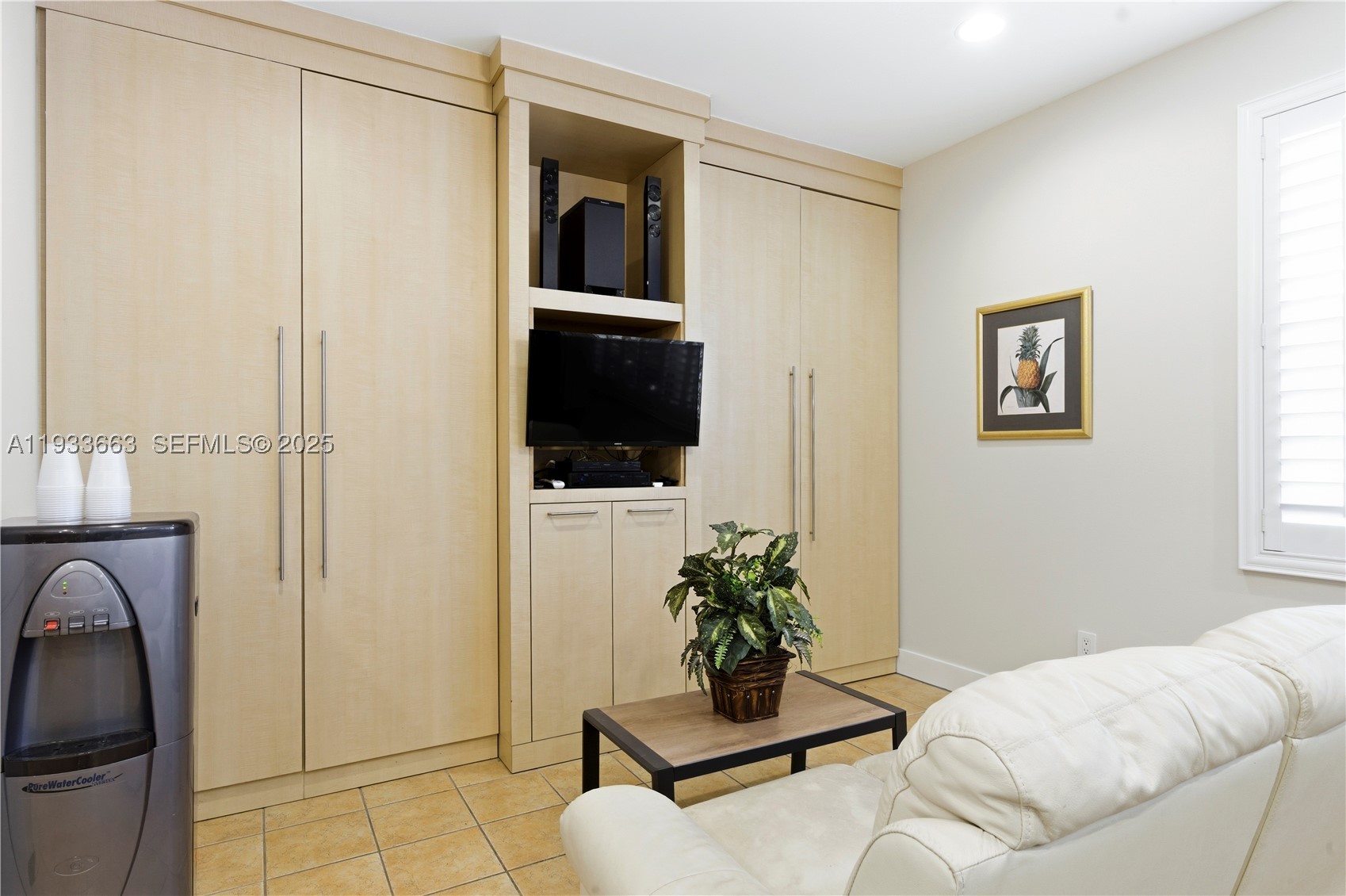 2607 Holy Cross Ln Property Photo 15
