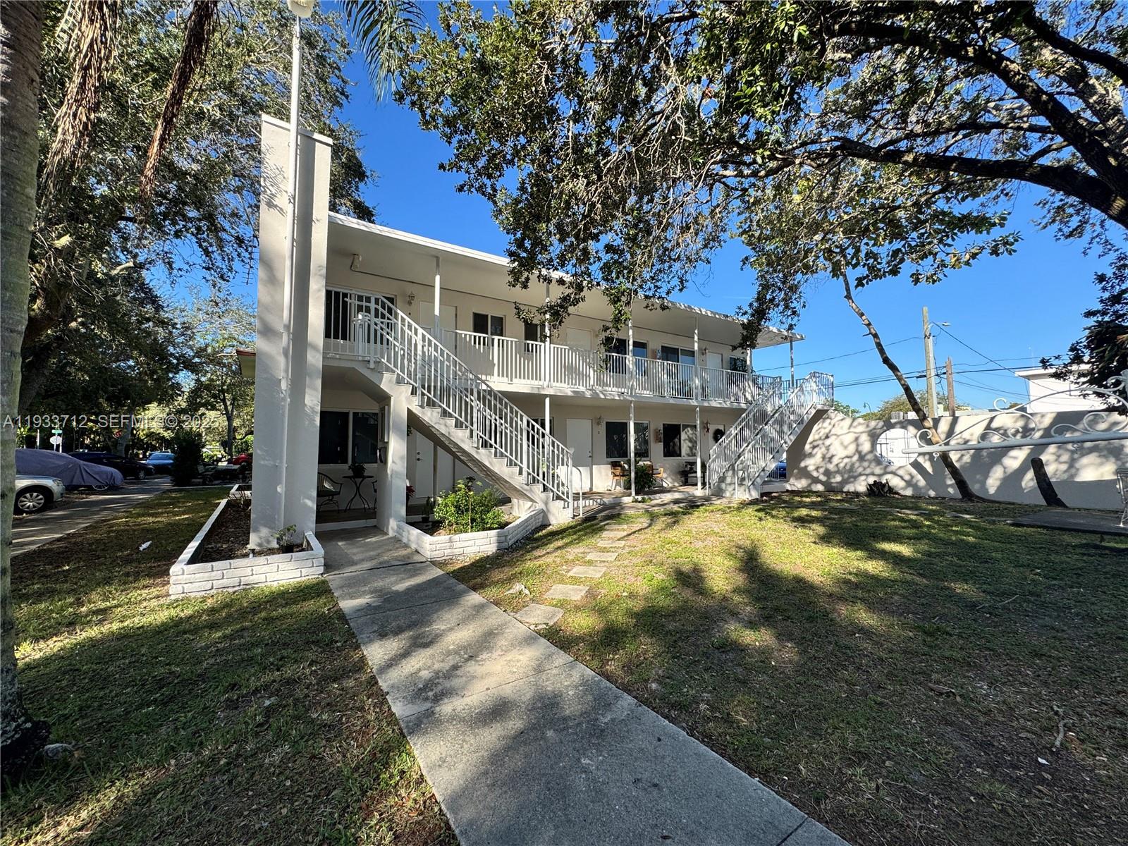 251 Hibiscus Dr 4 Property Photo 11