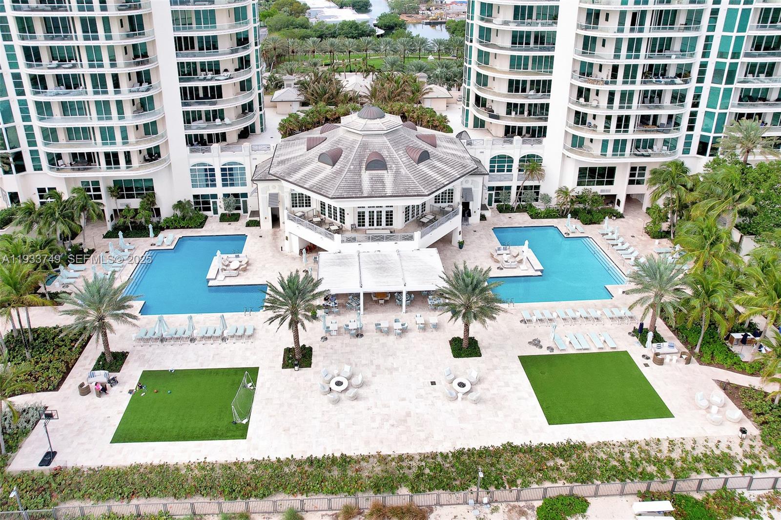 16051 Collins Ave 1503 Property Photo 16