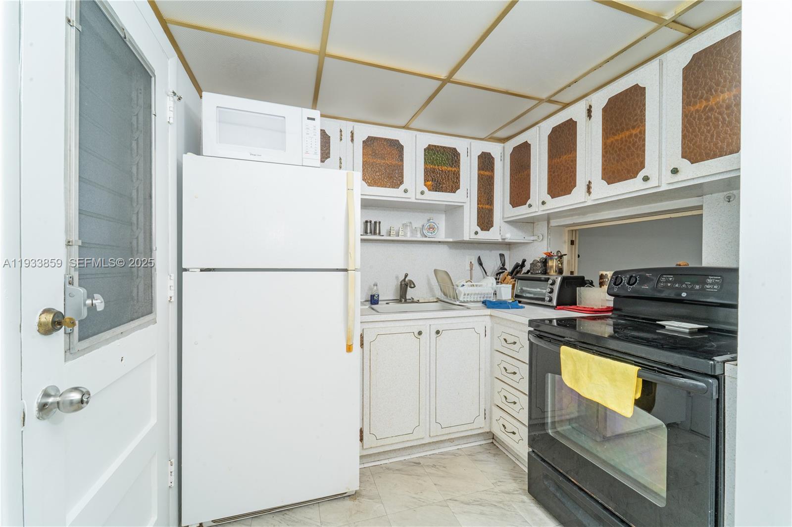 2855 Leonard Dr H607 Property Photo 6