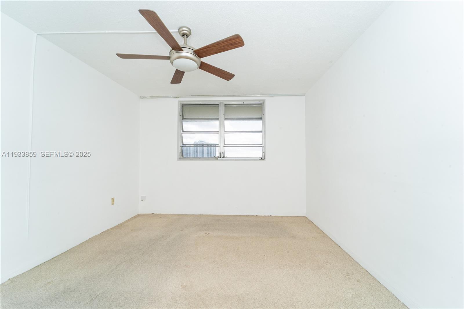 2855 Leonard Dr H607 Property Photo 11