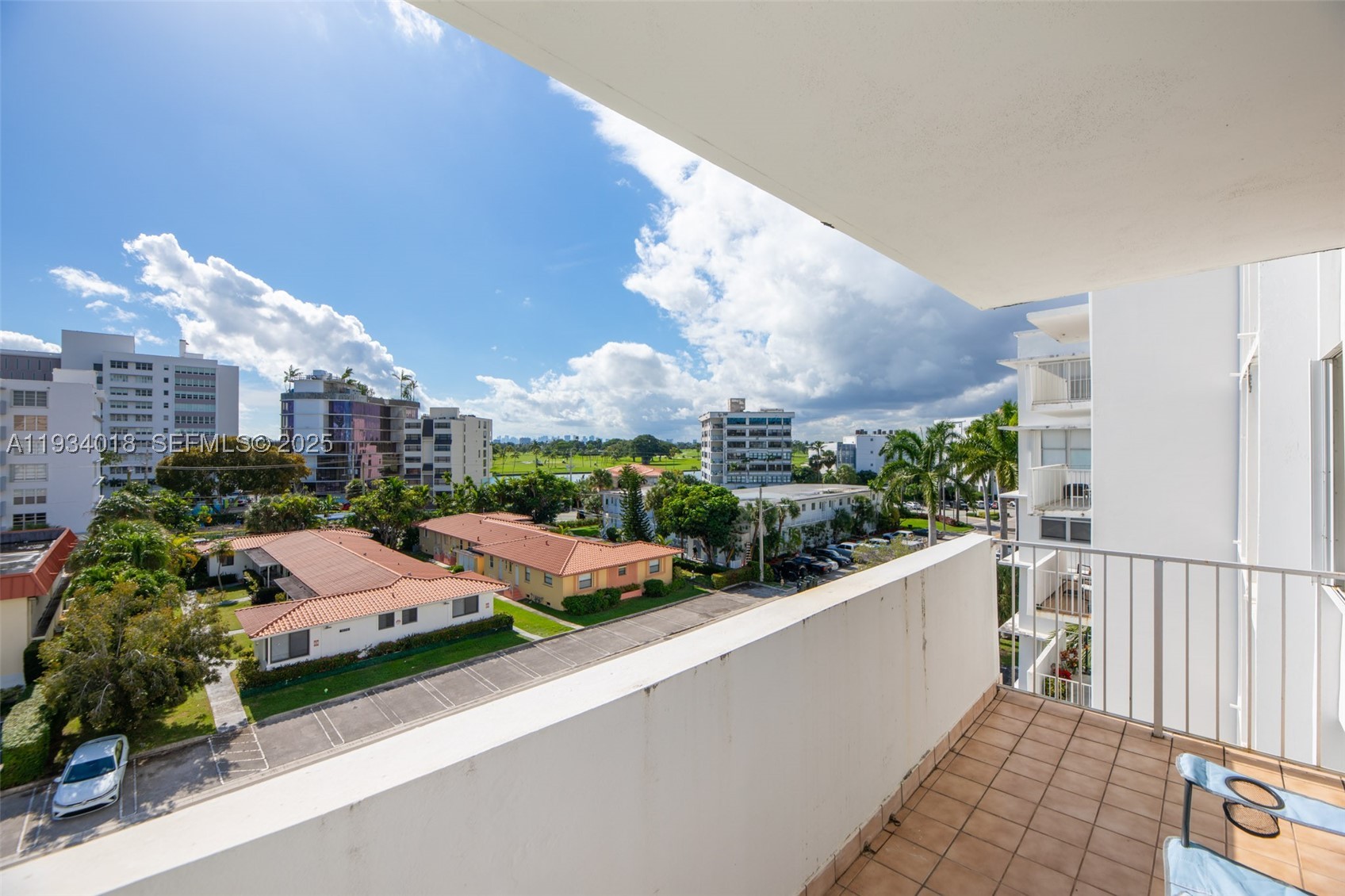 A11934018 Property Photo 23