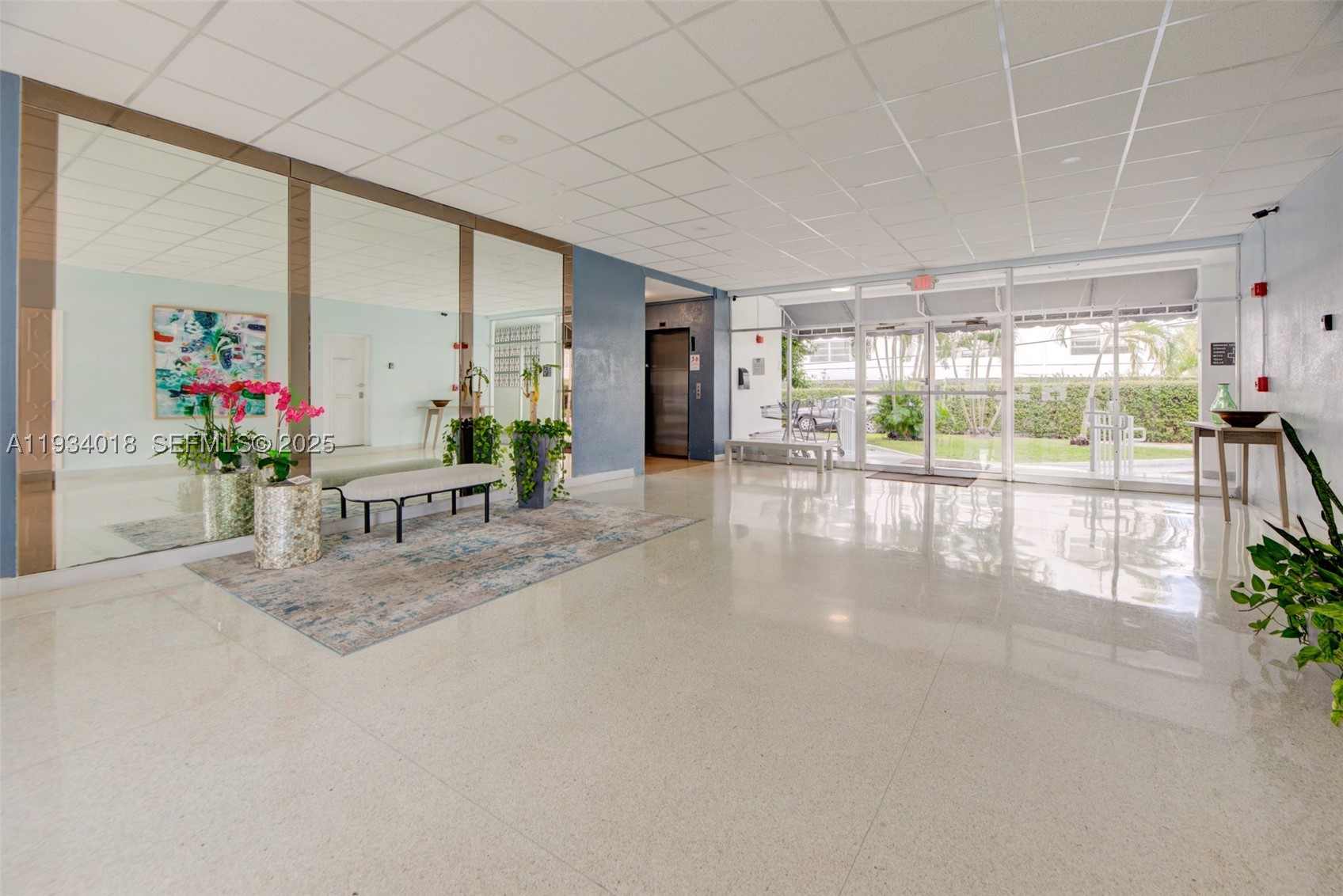 A11934018 Property Photo 28