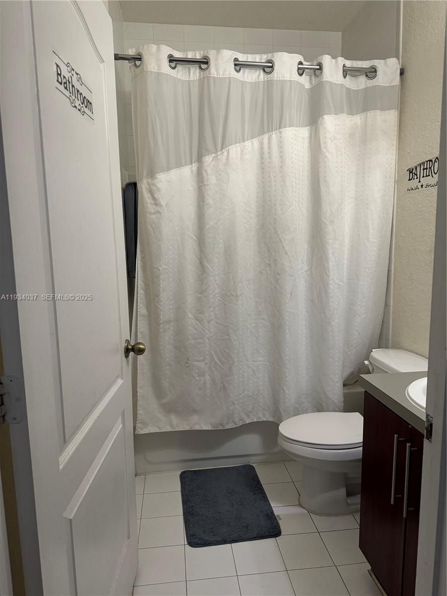 1043 Se 23rd Ave Property Photo 13