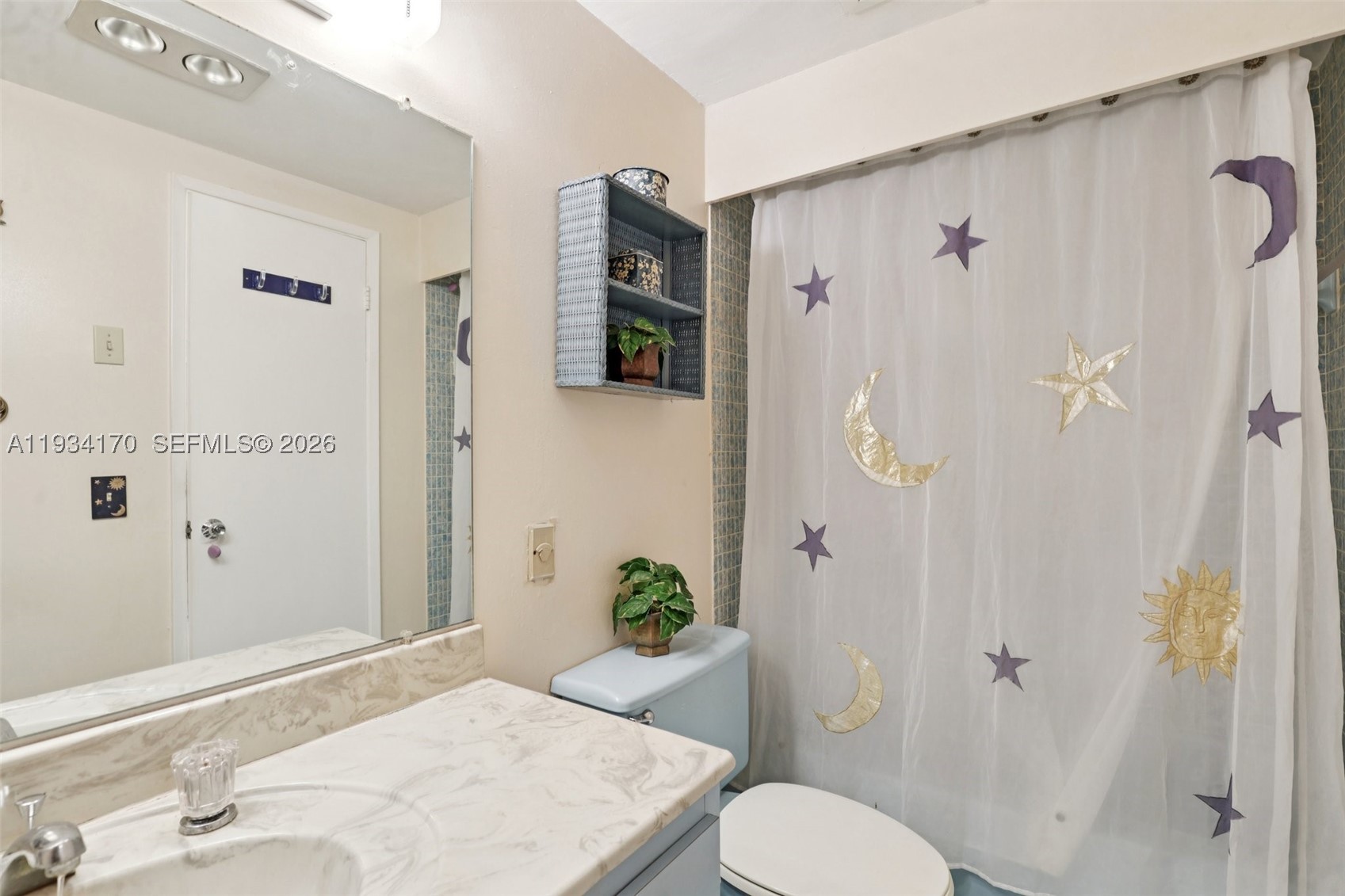4350 Hillcrest Dr 702 Property Photo 20