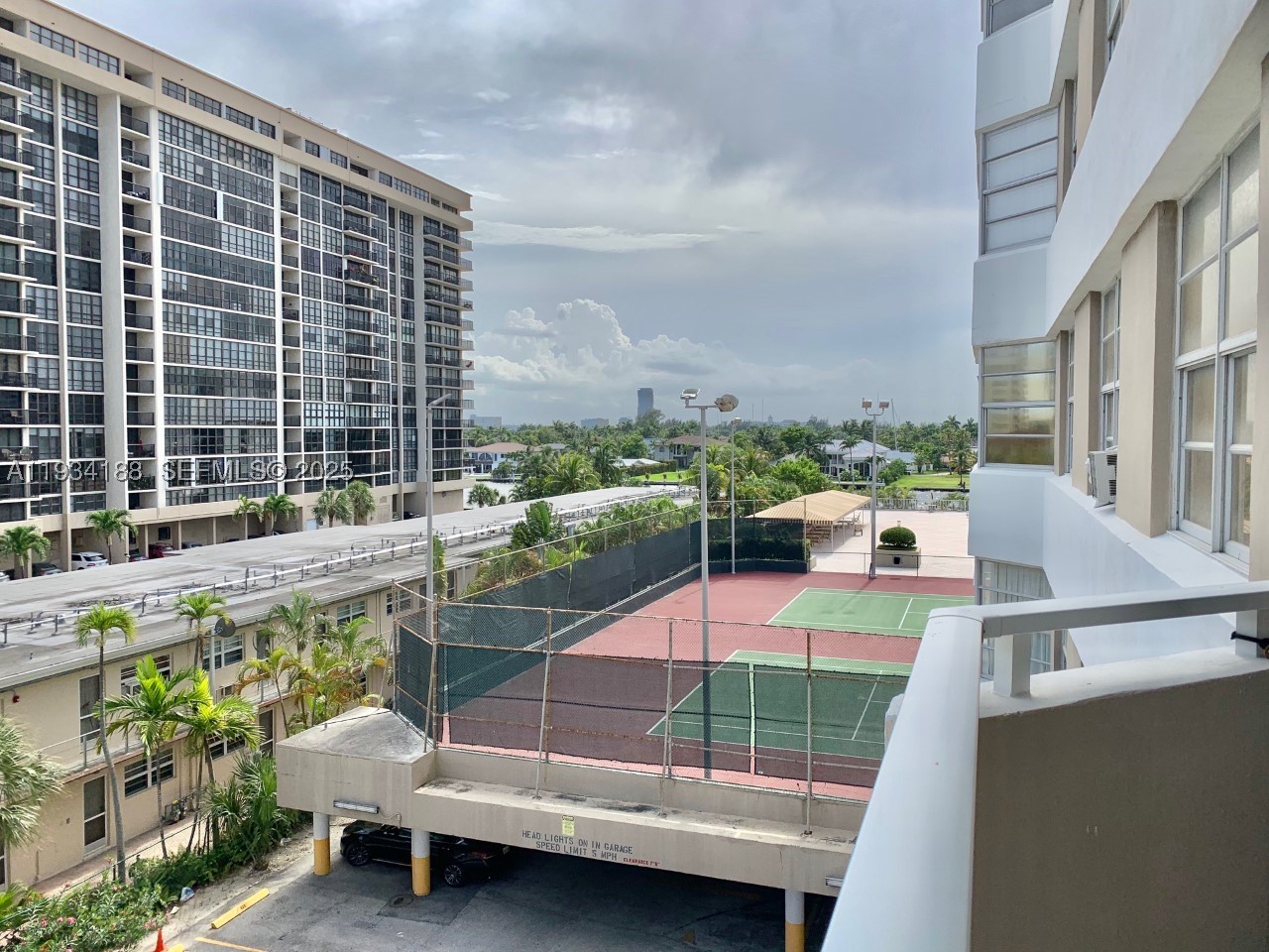 1985 S Ocean Dr 3c Property Photo 18
