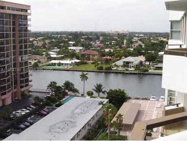 1985 S Ocean Dr 3c Property Photo 22