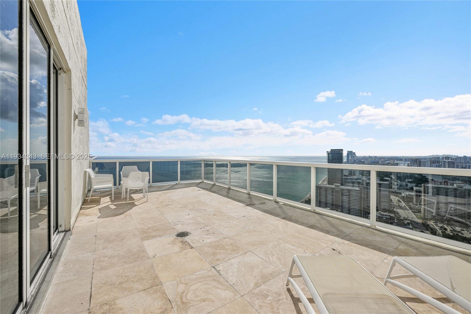 1850 S Ocean Dr Ph4405 Property Photo 33