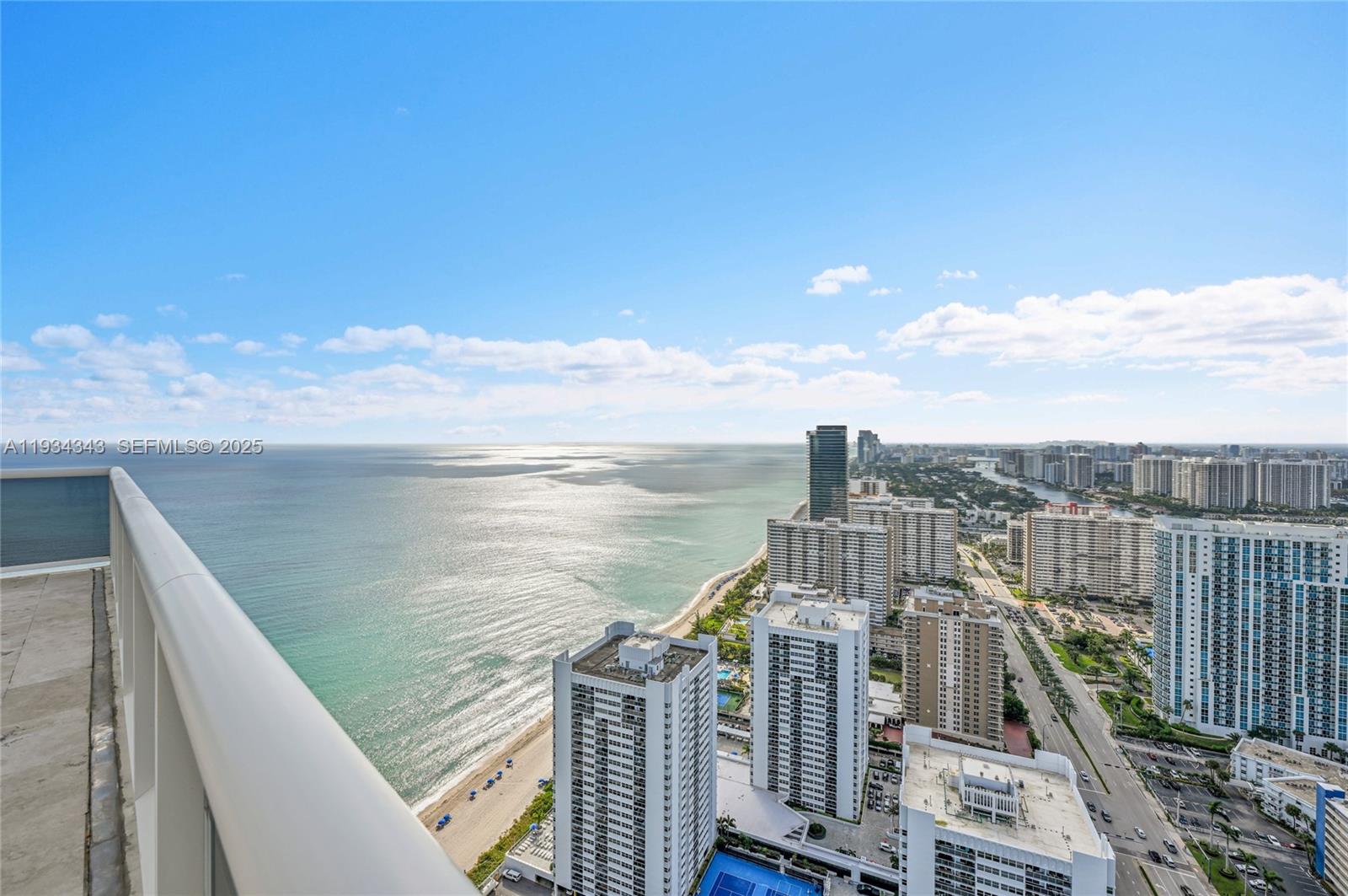 1850 S Ocean Dr Ph4405 Property Photo 35