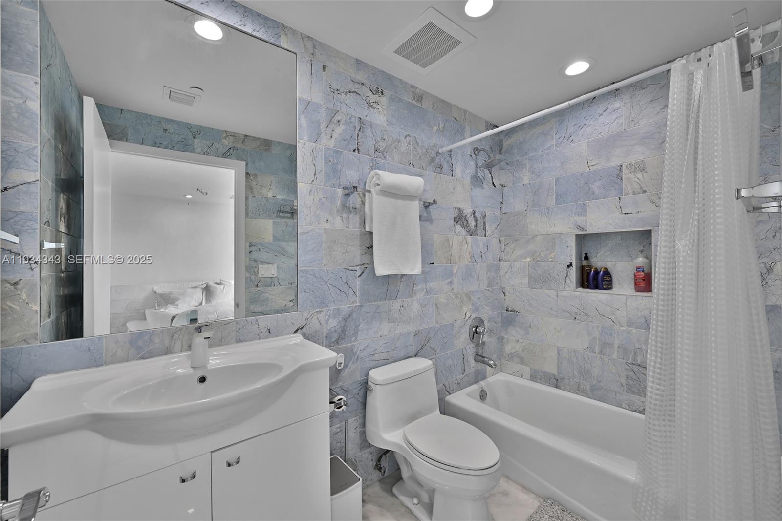 1850 S Ocean Dr Ph4405 Property Photo 38