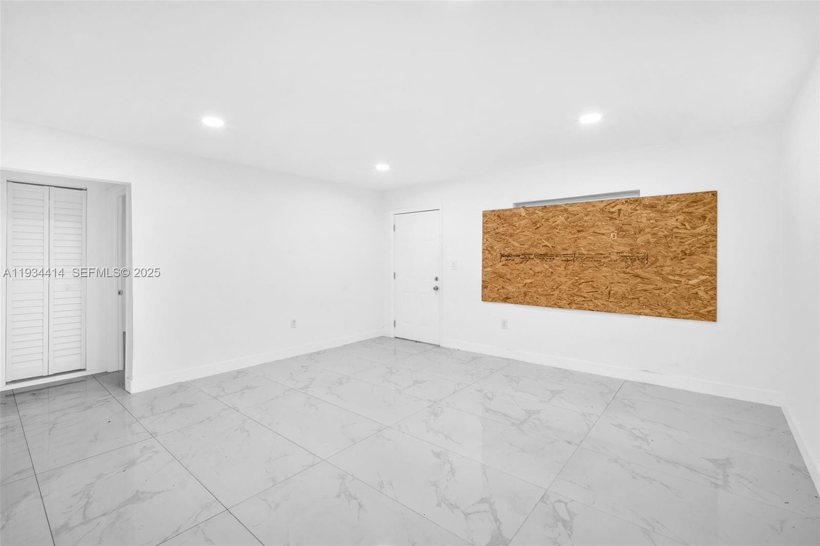 265 Nw 135th Property Photo 11