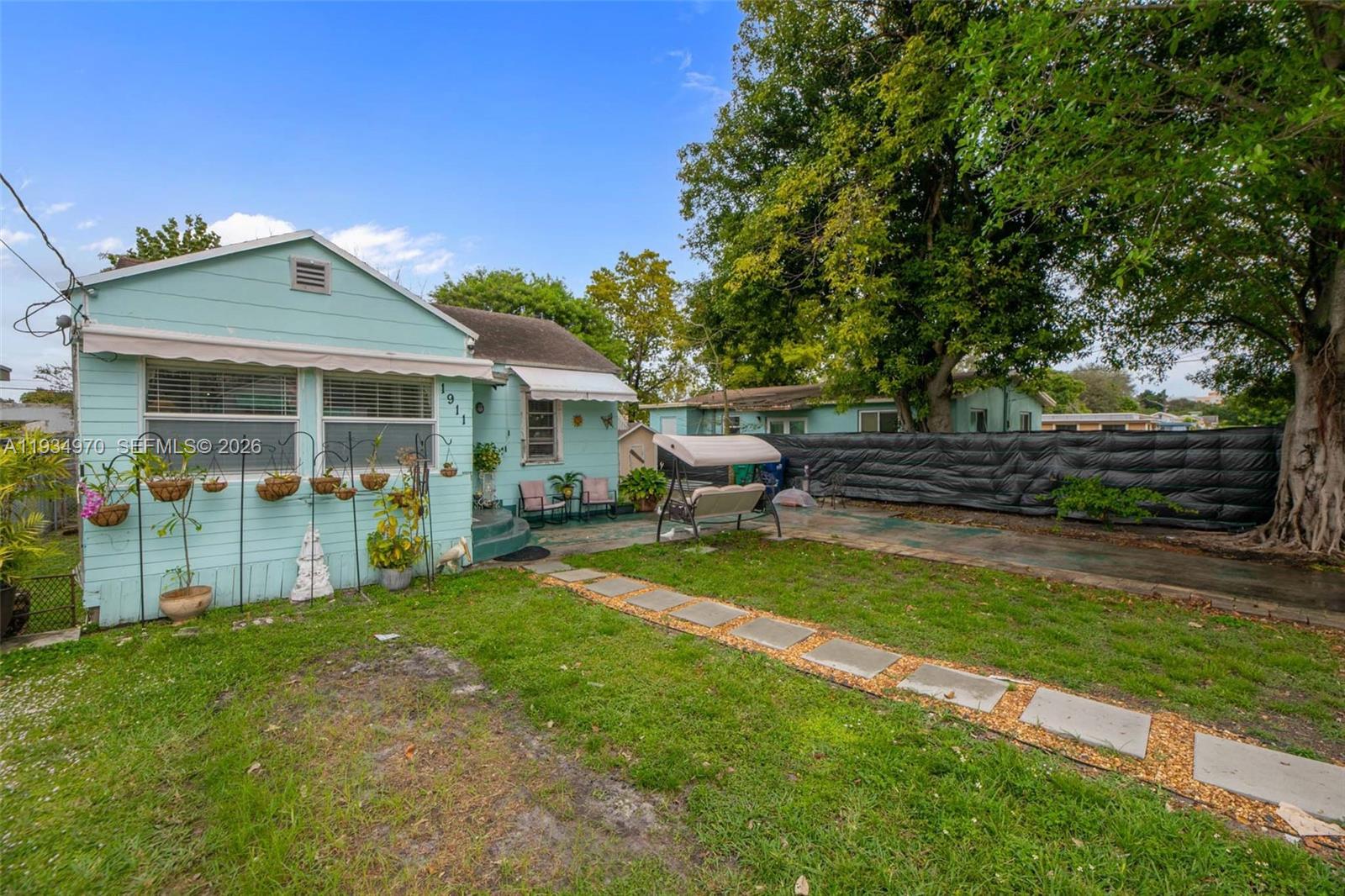 1911 Nw 52nd St Property Photo 33