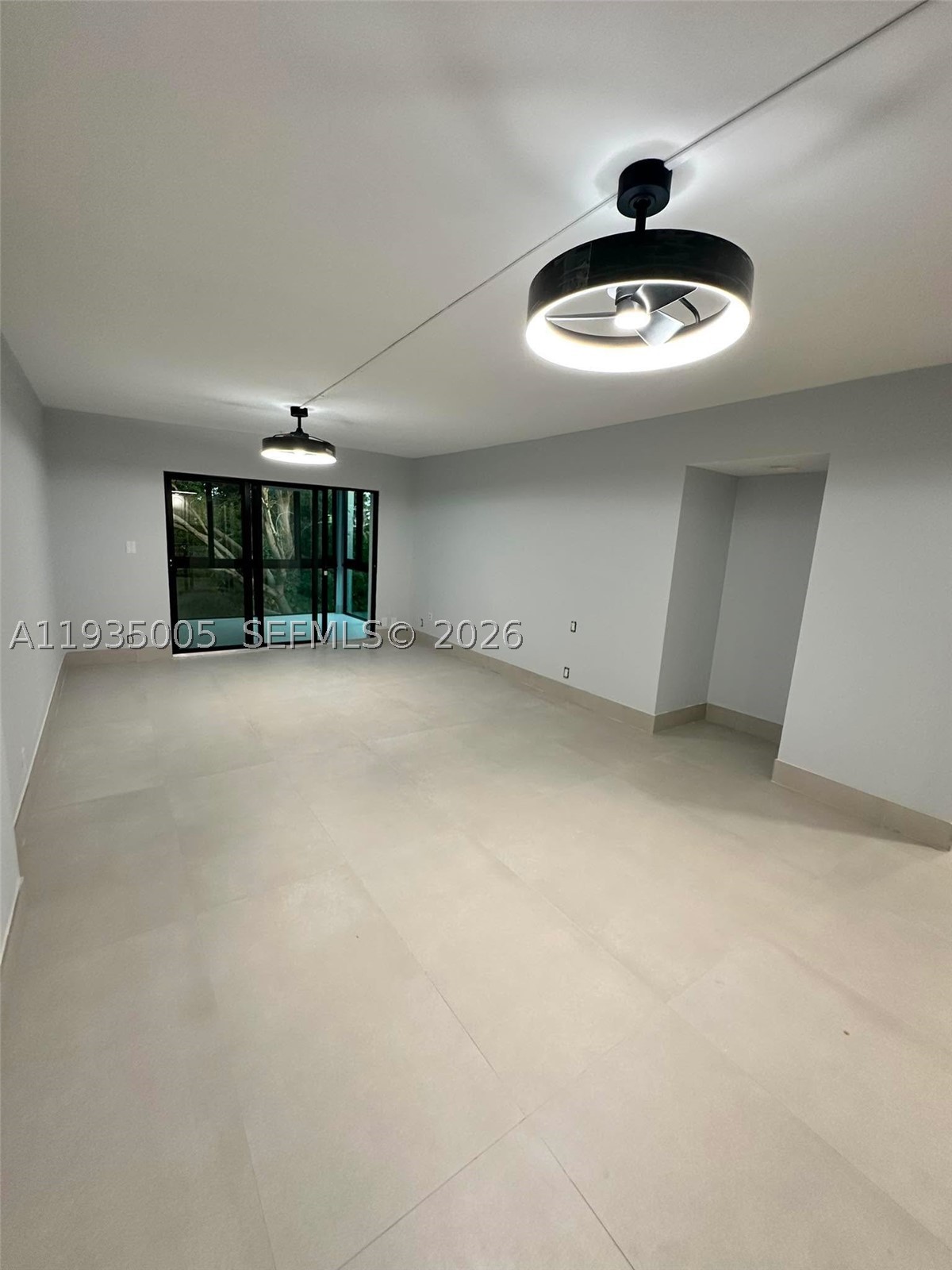 9440 Sw 8th St 402 Property Photo 10