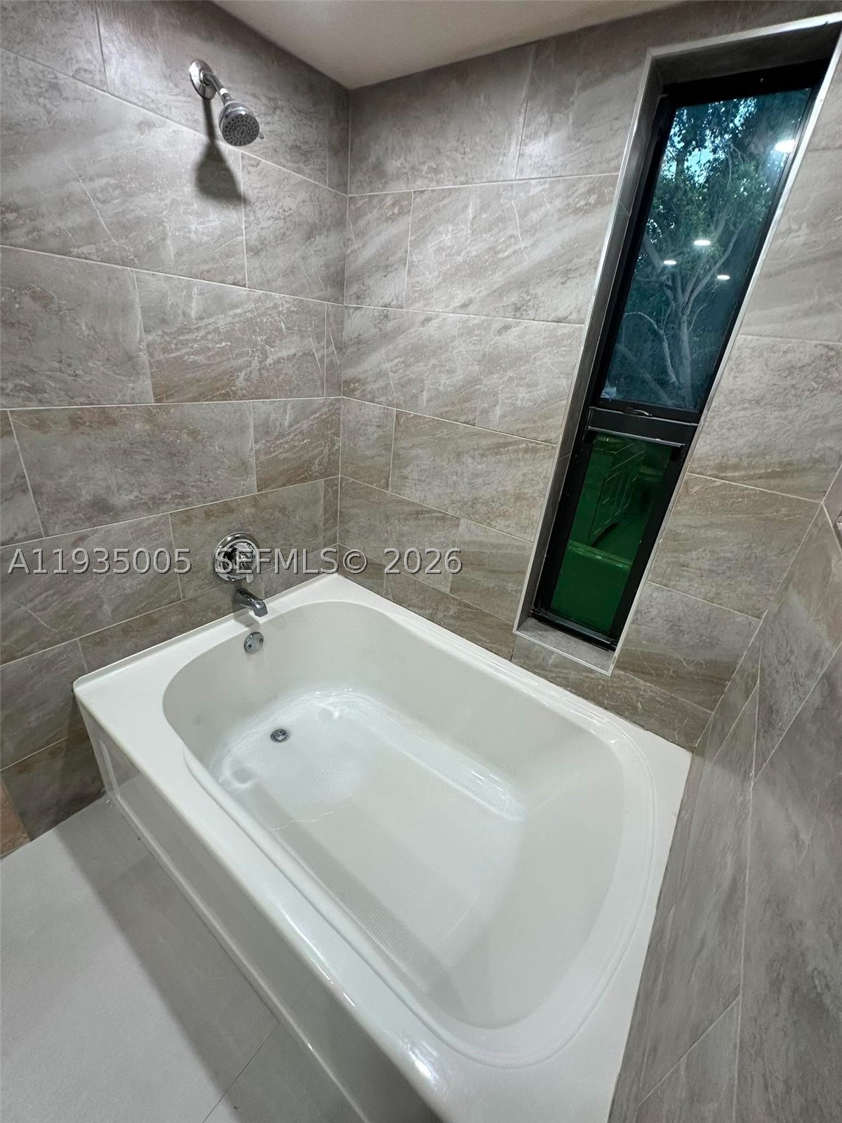 9440 Sw 8th St 402 Property Photo 14