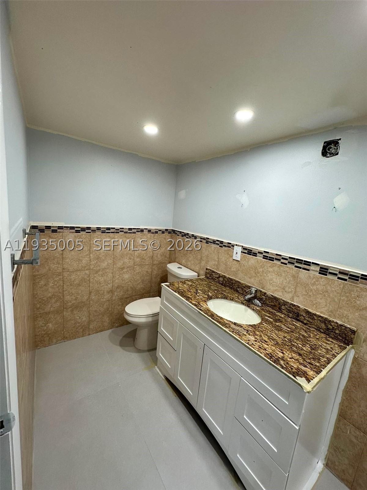 9440 Sw 8th St 402 Property Photo 17