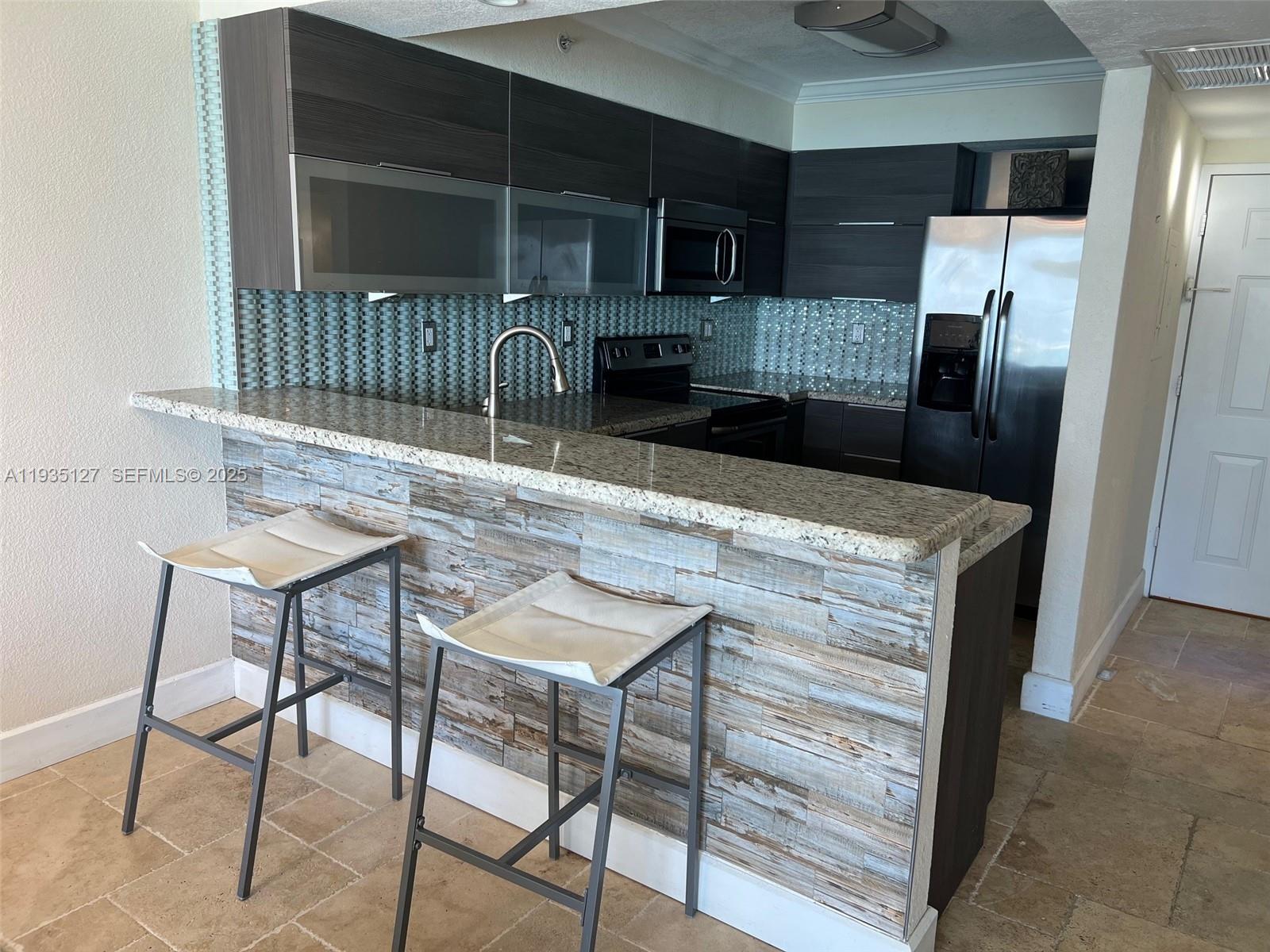 2501 S Ocean Dr 1112 Property Photo 11