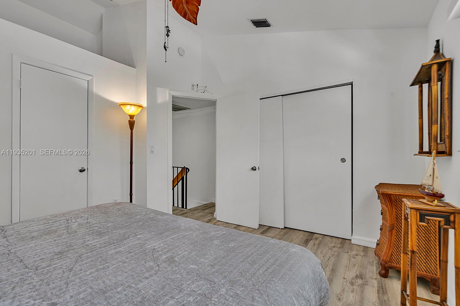 798 Crandon Blvd 16-c Property Photo 13