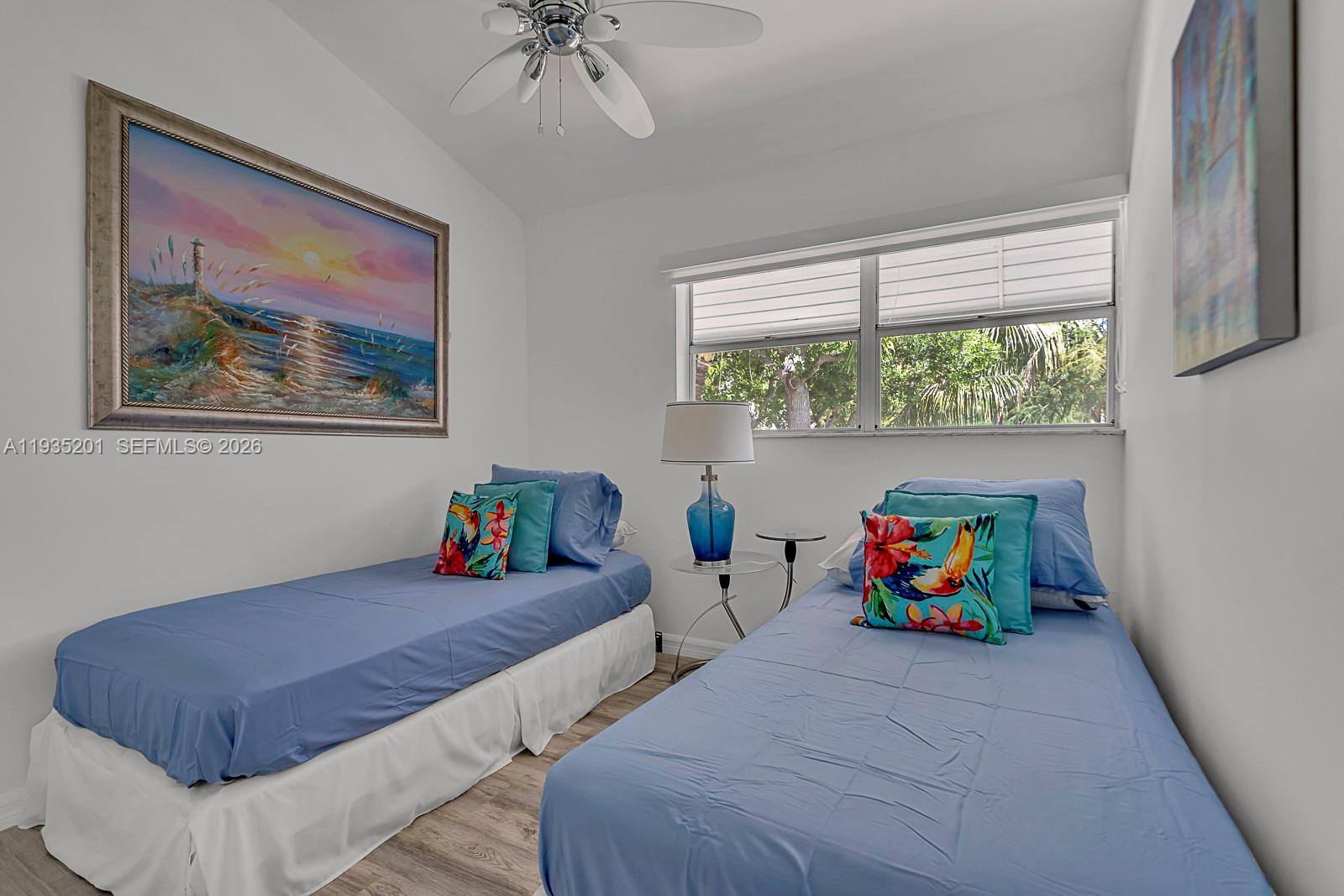 798 Crandon Blvd 16-c Property Photo 17