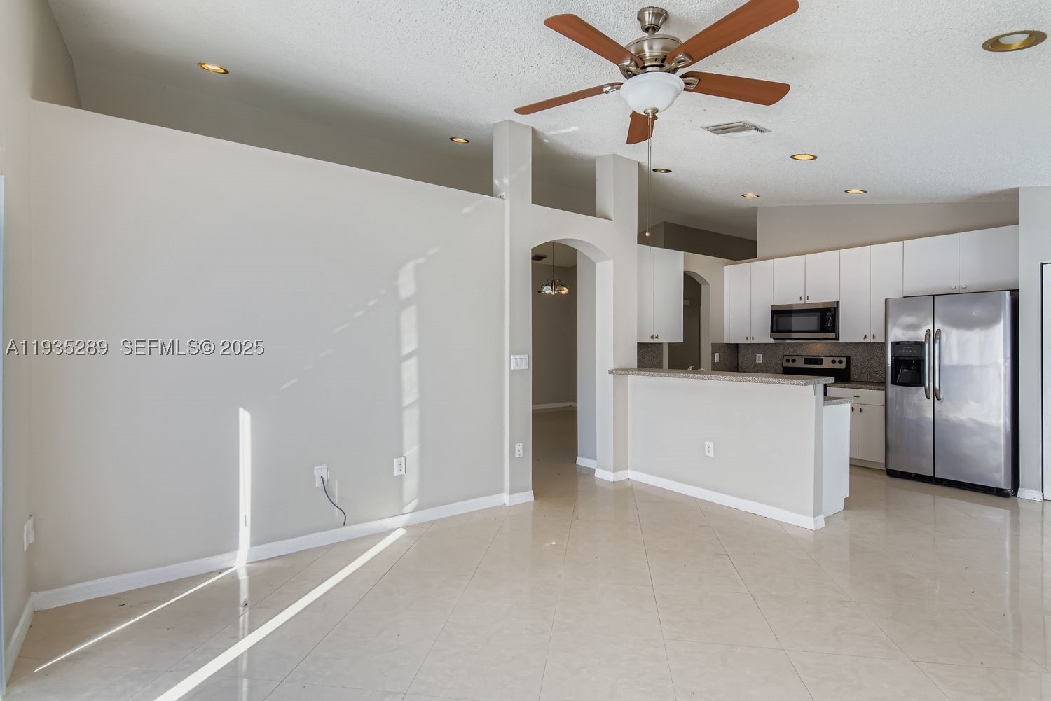 14242 Nw 18th Pl Property Photo 12