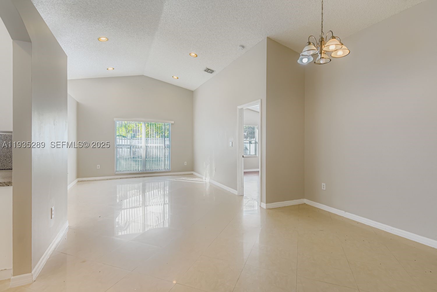 14242 Nw 18th Pl Property Photo 21
