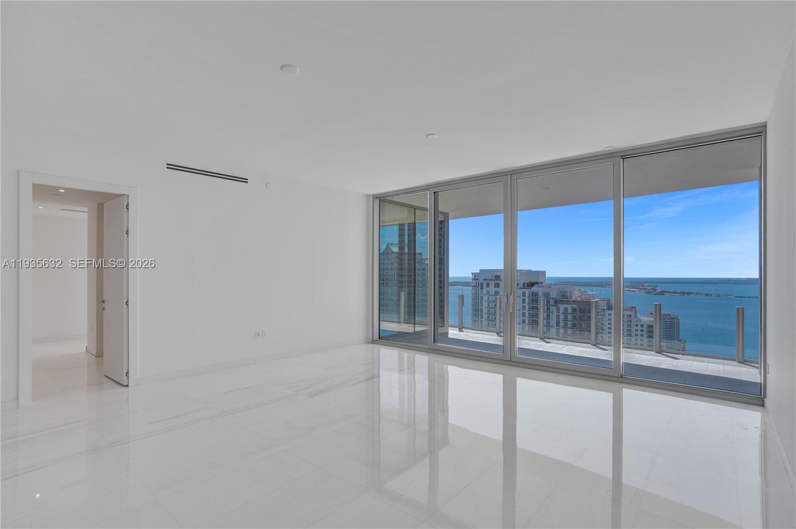 300 Biscayne Blvd Way 3704c Property Photo 16