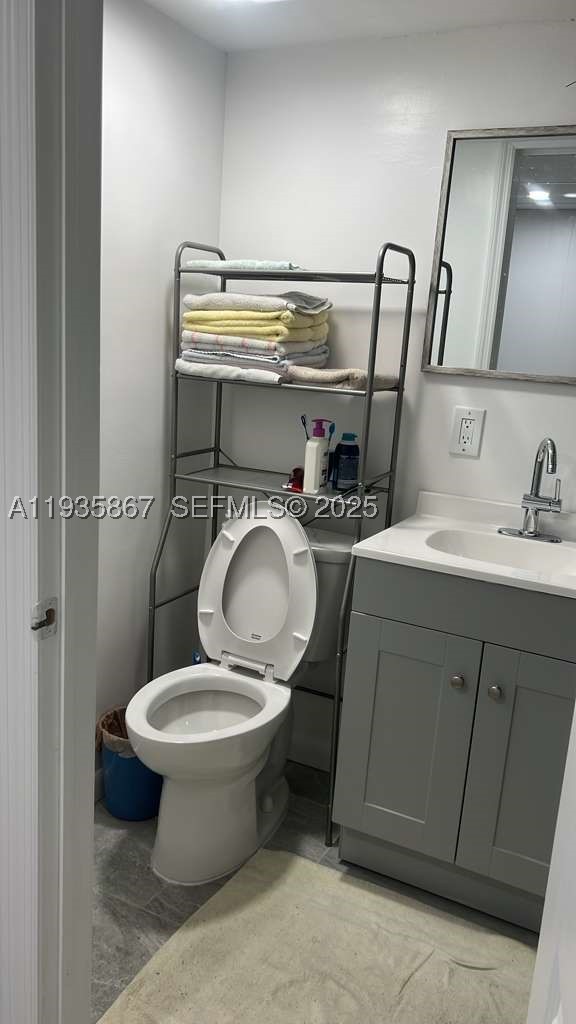 1911 Sw 87th Ave Property Photo 4