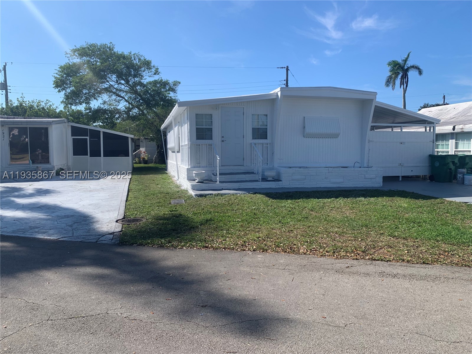 1911 Sw 87th Ave Property Photo 23