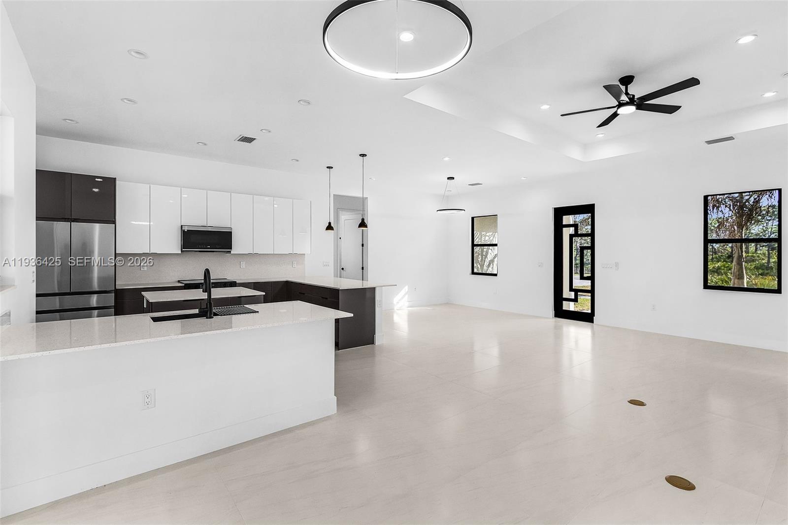 A11936425 Property Photo 10