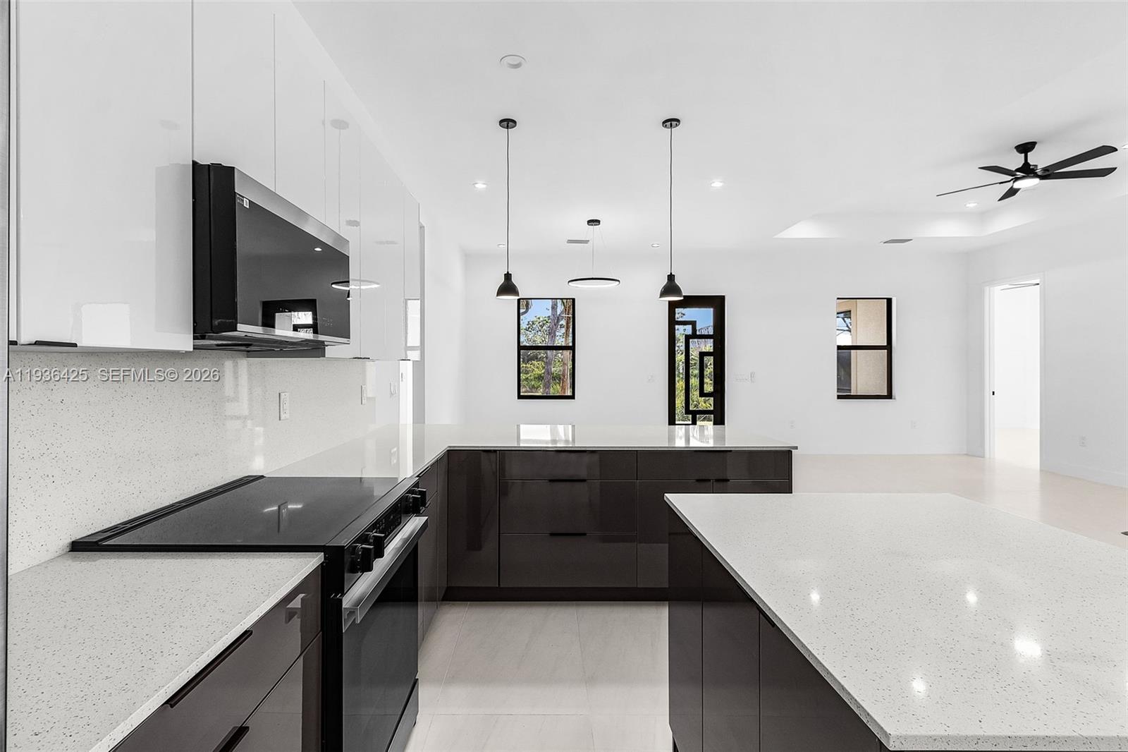 A11936425 Property Photo 13