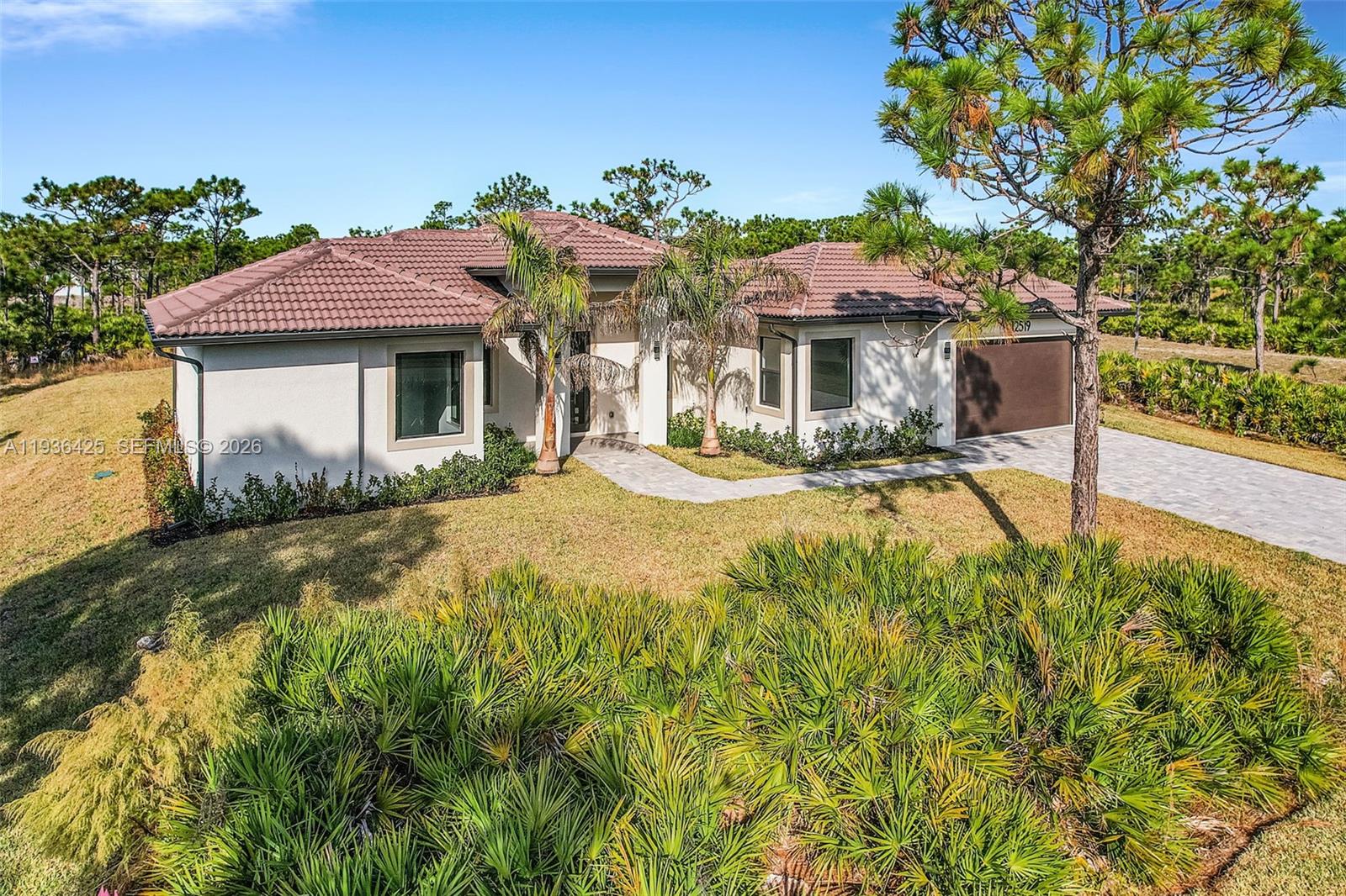 A11936425 Property Photo 29