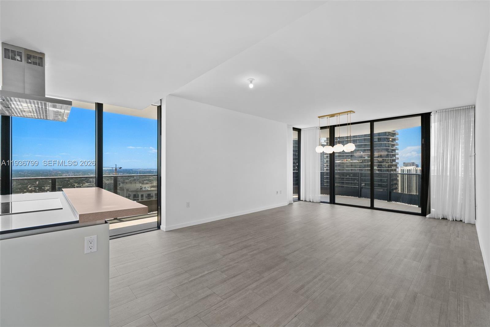 1000 Brickell Plz 4212 Property Photo 6