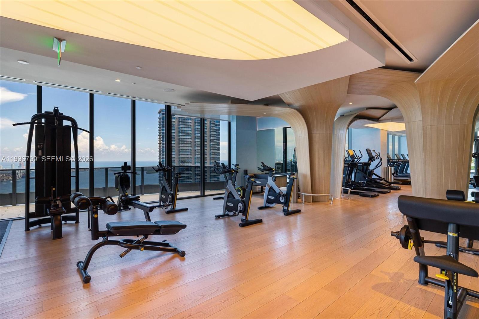 1000 Brickell Plz 4212 Property Photo 20