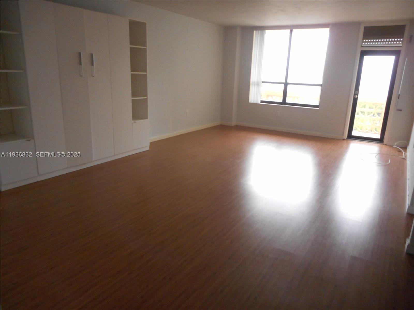 10185 Collins Ave 1204 Property Photo 4