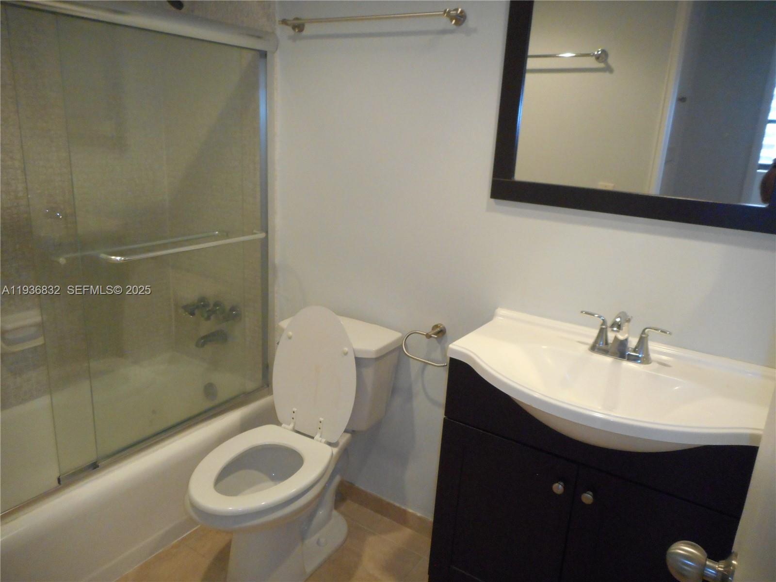 10185 Collins Ave 1204 Property Photo 10