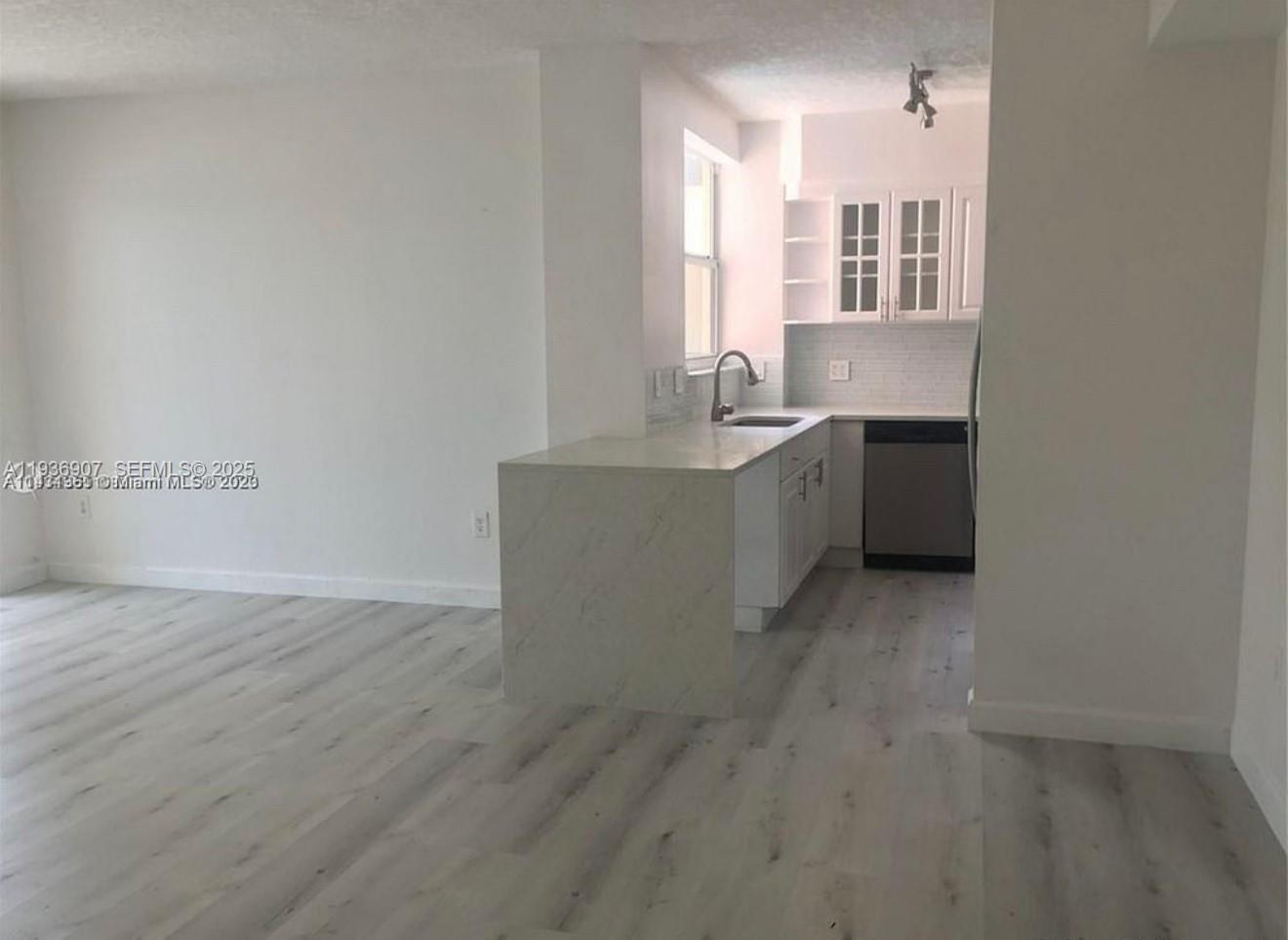 1824 Brickell Ave 2b Property Photo 3