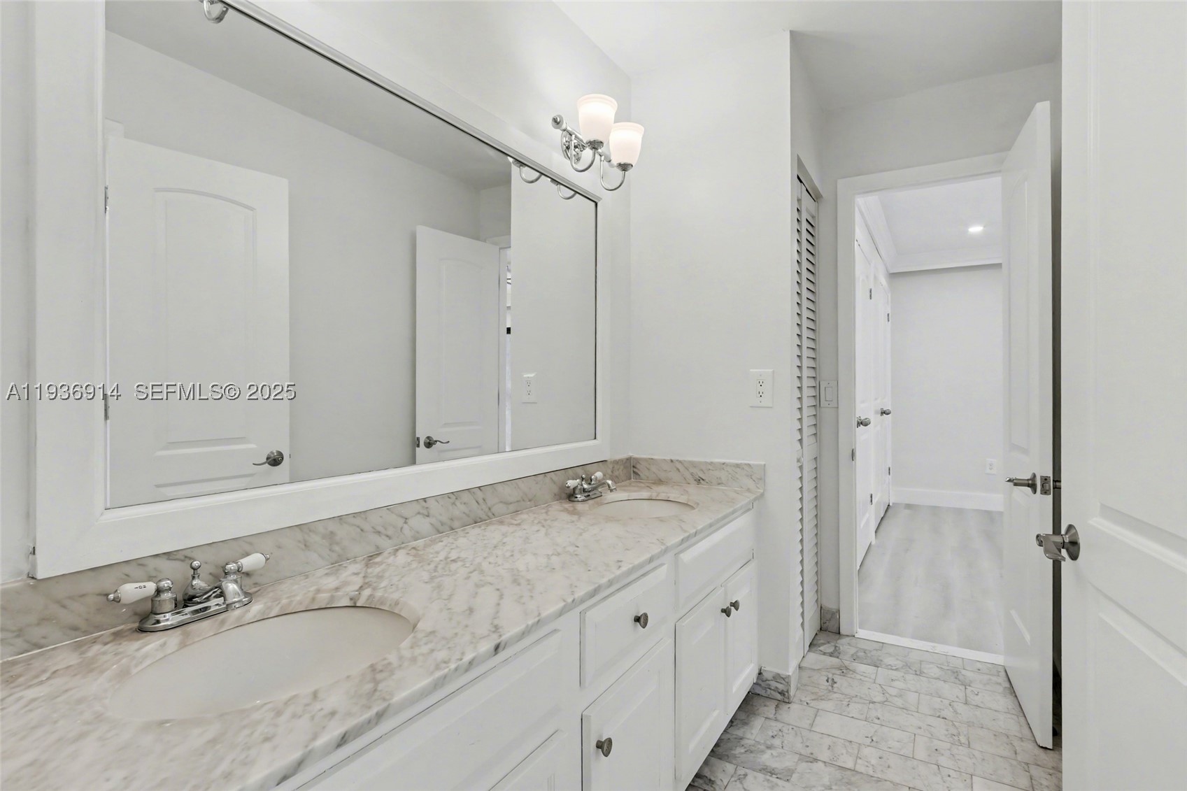 523 Ne 38th St 6 Property Photo 20