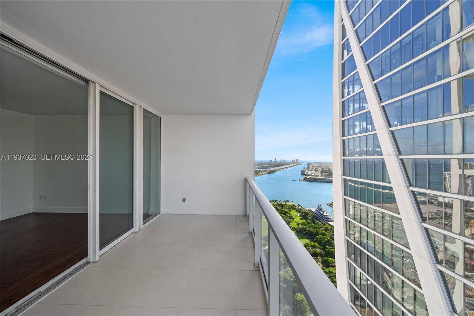 1040 Biscayne Blvd 4108 Property Photo 16