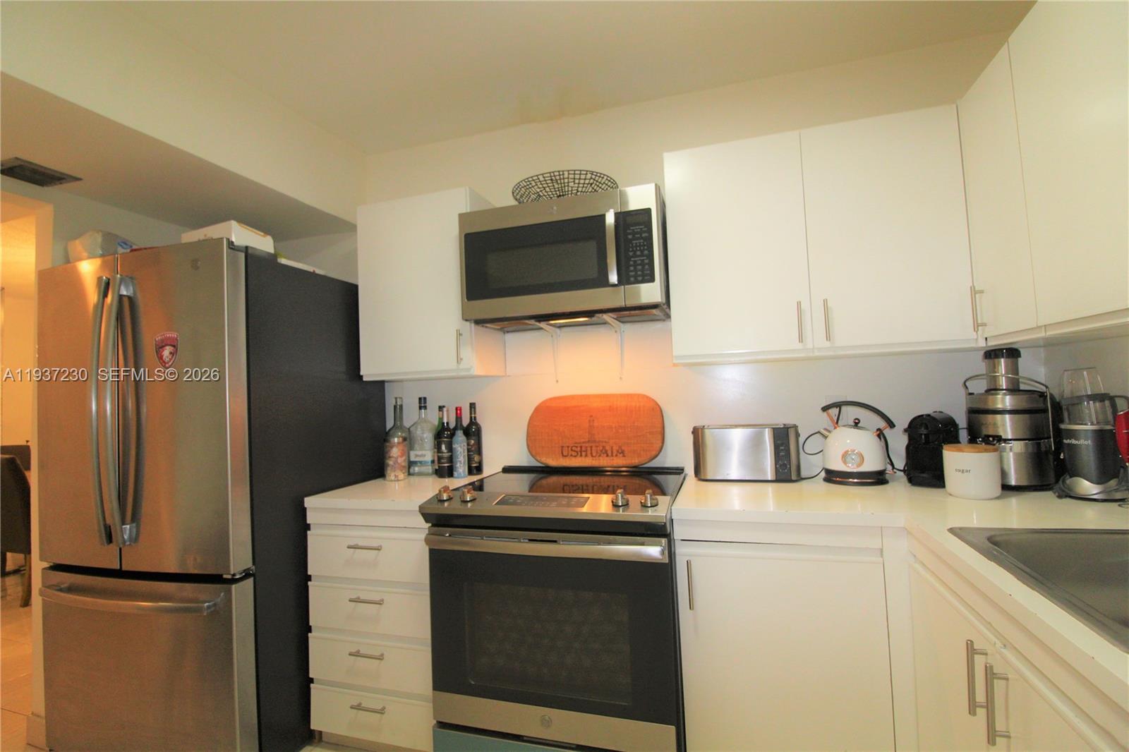 2500 Parkview Dr 315 Property Photo 8