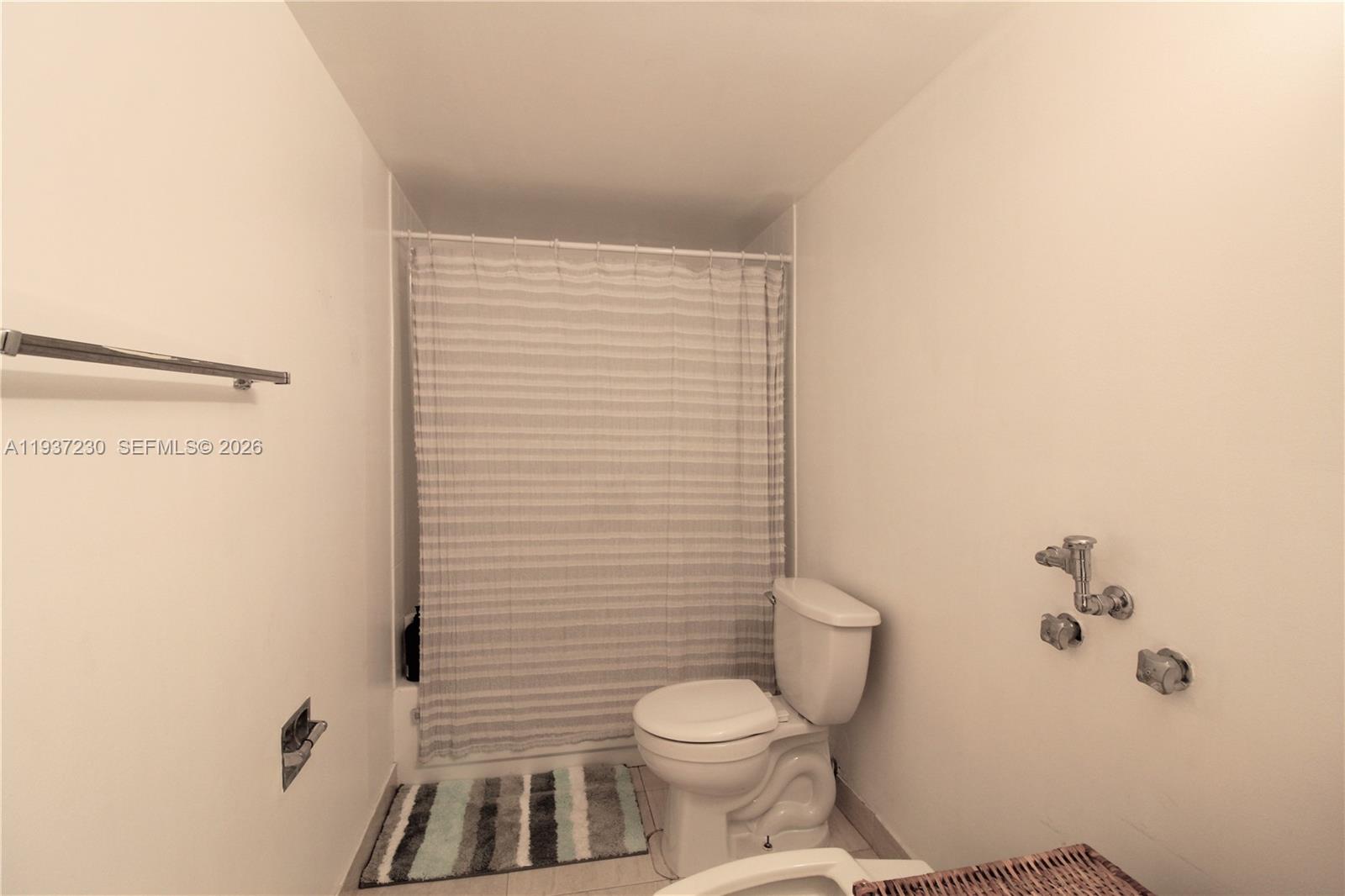2500 Parkview Dr 315 Property Photo 12