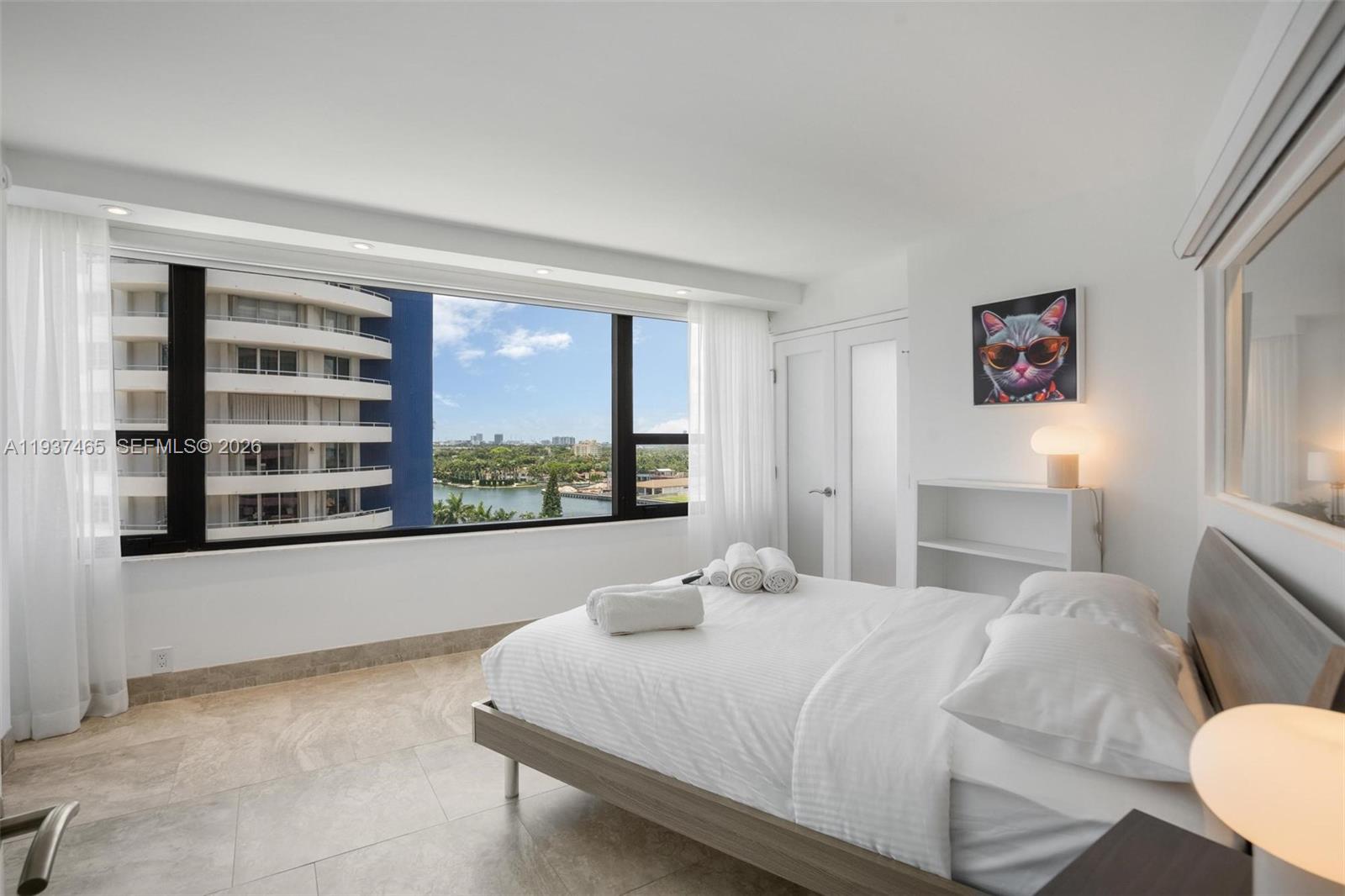 5225 Collins Ave 1221 Property Photo 81