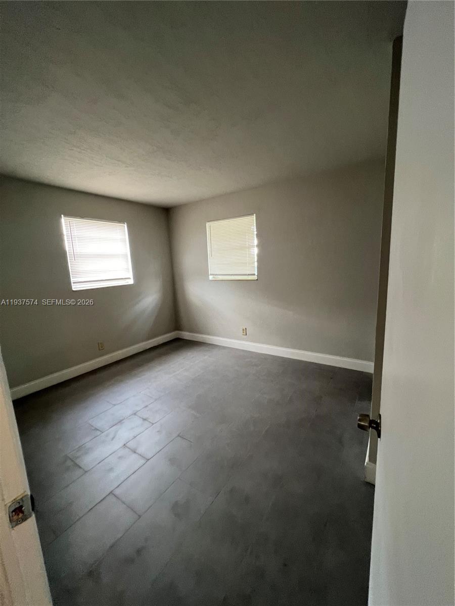 4321 Nw 12th Ter Property Photo 11