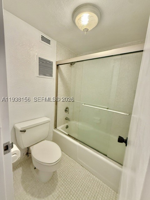 2899 Collins 1114 Property Photo 10
