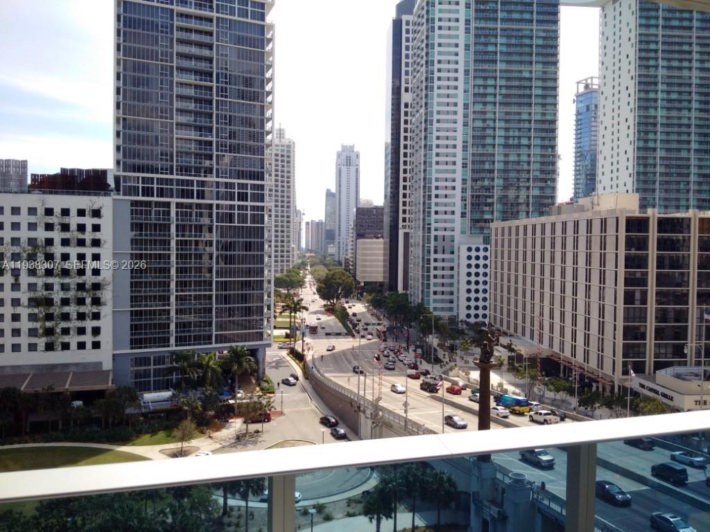 200 Biscayne Boulevard Way 906 Property Photo 4