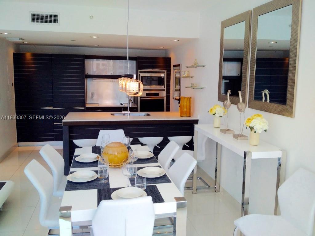 200 Biscayne Boulevard Way 906 Property Photo 26