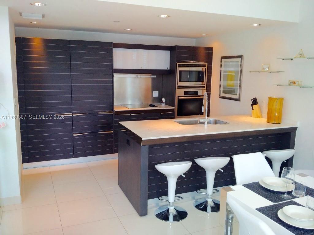200 Biscayne Boulevard Way 906 Property Photo 30