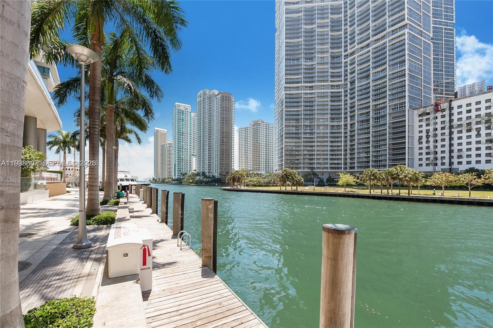 200 Biscayne Boulevard Way 906 Property Photo 32