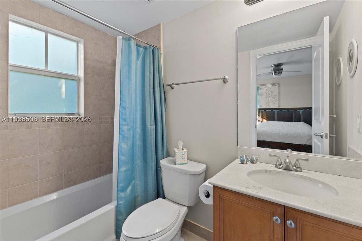 630 Se 15th St 3 Property Photo 18